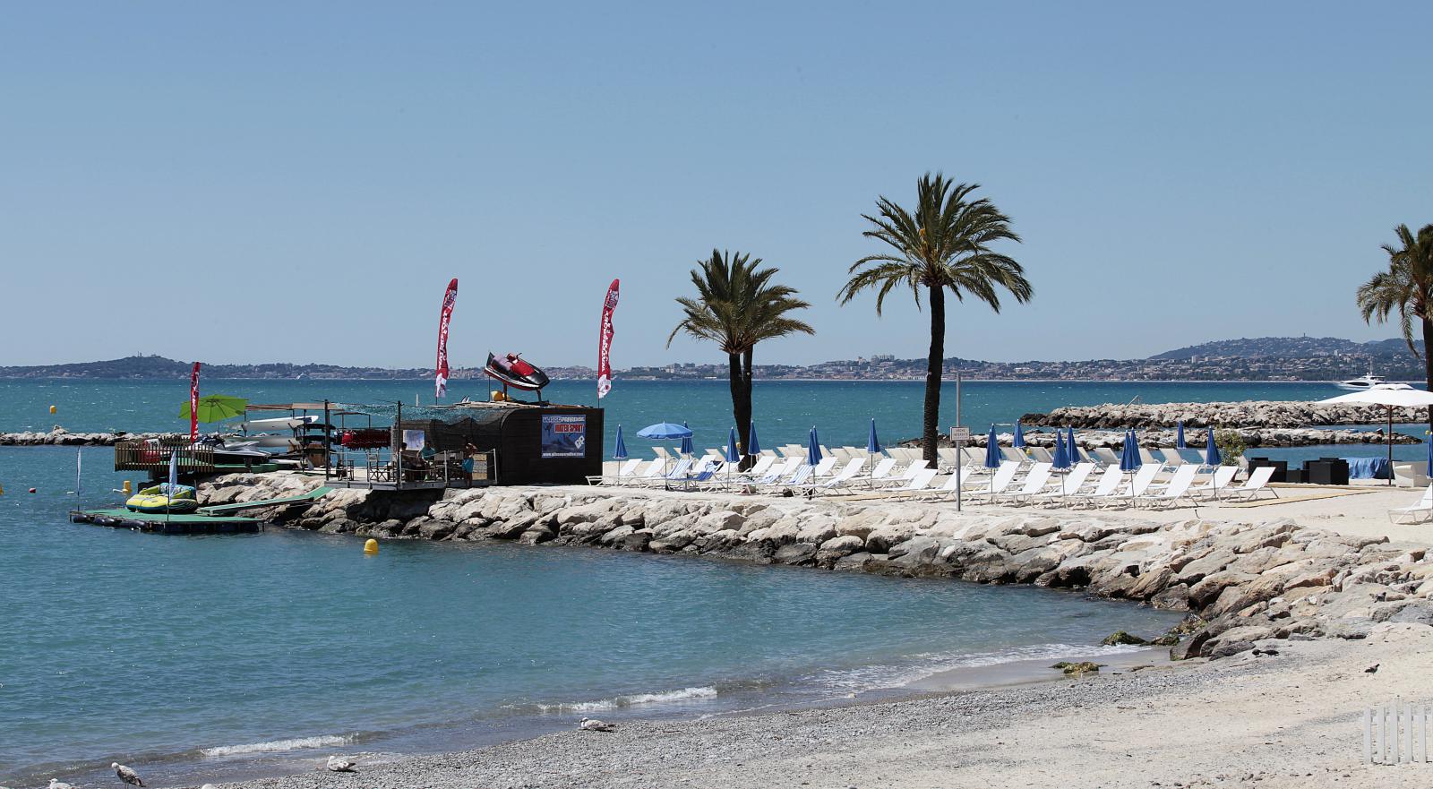 Bay Star Beach Lounge Plage Privée Saint Laurent Du Var